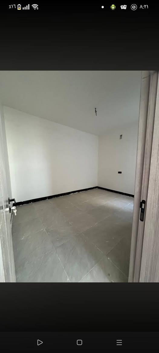 عرض جديد السلام عليكم مشتمل 50م رقمها 54046 درجه اولى طابق واحد بيت نظيف وحلو قريب على شارع 60 سعرها 47 وبيه مجال  للتواصل اتصال *********** واتساب

@إشارة
