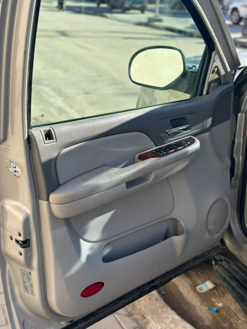 تاهو 2012 بيها ارقام شمالي
مشروحه قماره فقط 
حداديه ١٠٠٪؜ 
تايرات جدد 
مكينه وكير وأكسل شرط الفحص 
تبريد & تدفئه 
جاهزه للأخير كلش 
العينه ولا كلوب عطل طالع بيها 
بيع او مراوس حسب القناعه 
سعرها ٧٠ ورقه المكان البصره
***********
