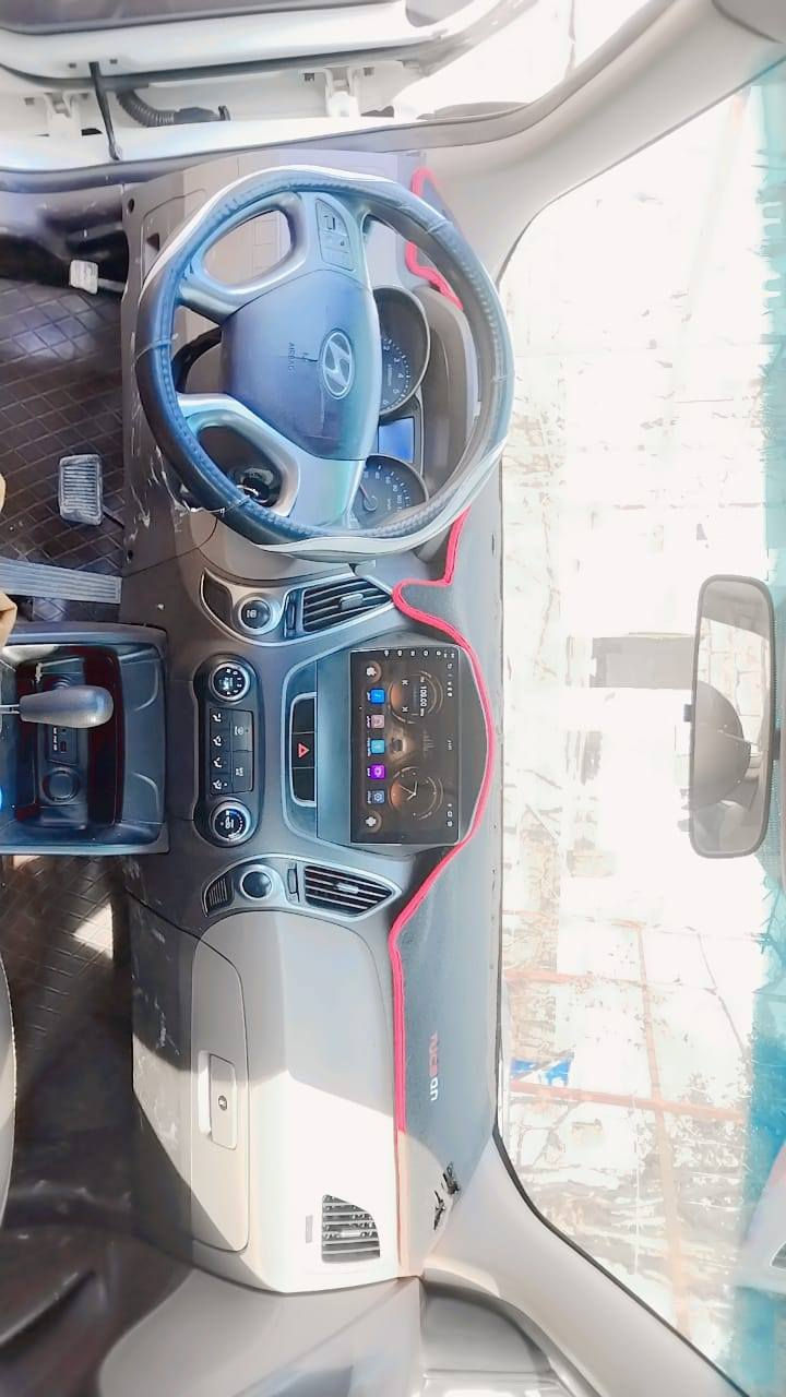 السلام عليكم 
توسان 2011خليجي نينوى ابأسمي ضررها جاملق خلفي اليسار شضايه تحرير ابيعك صبق عام السعر 115
***********
