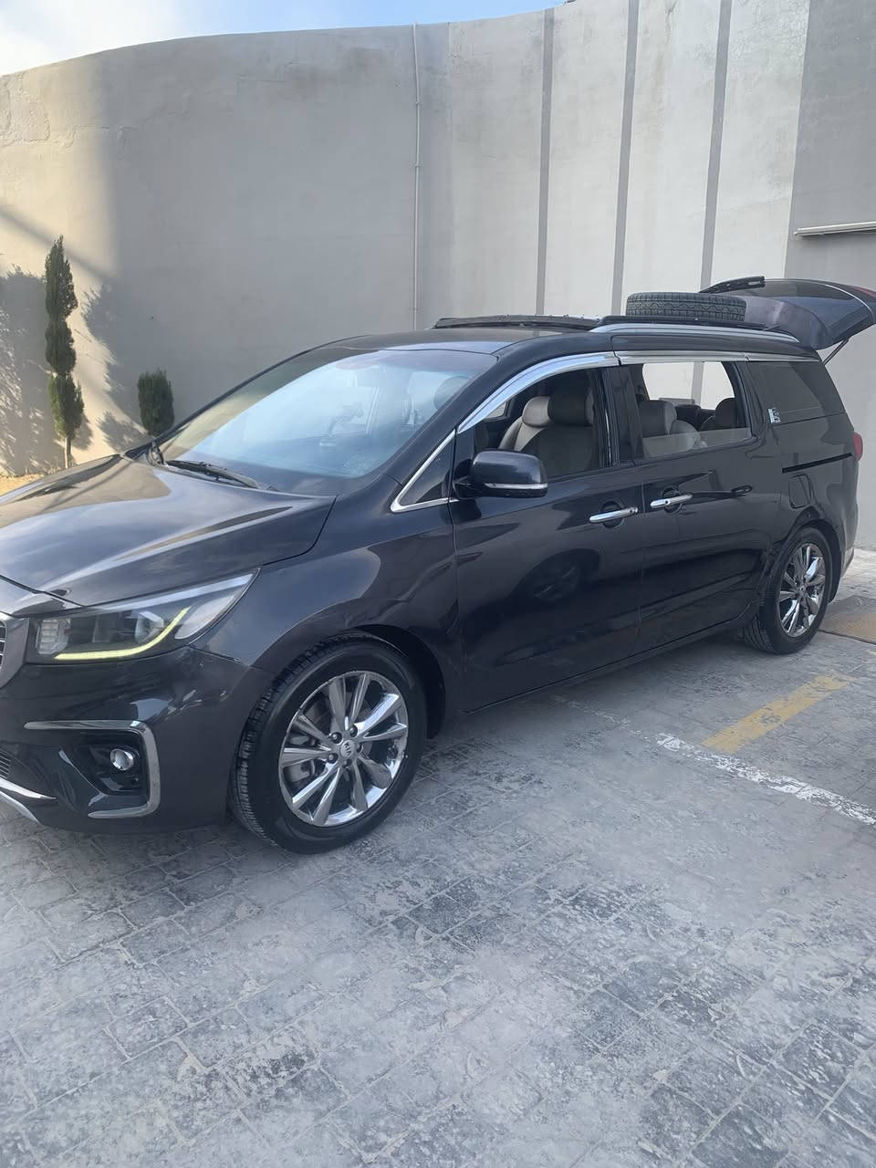 كرنفال خليجي 9راكب موديل 19(كاز) فول مواصفات عدا الفتحة مكينة وكير تخم تاير تبريد تدفئة كهربائيات كلها شغالة بيها البنيد جارد ومصبوغ السعر(188)بيع اومراوس
***********
***********
