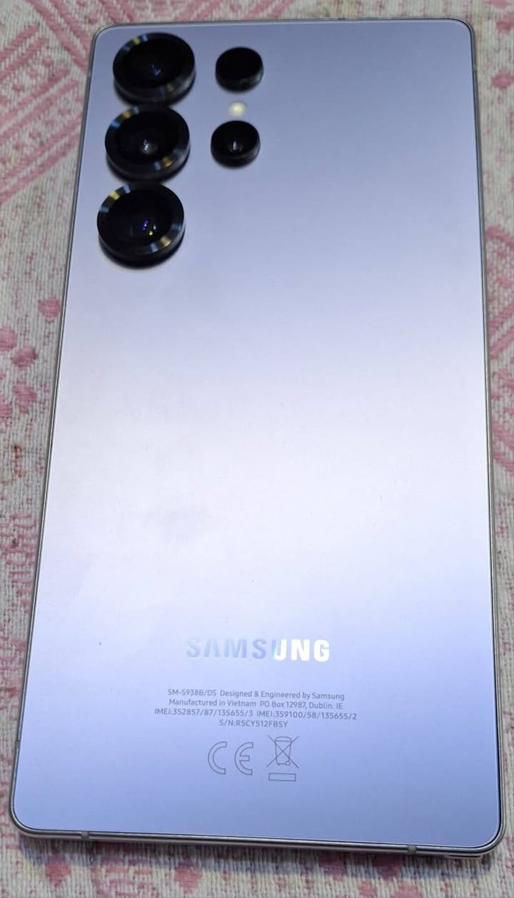 سامسونك الترا 25 للبيع نضيف جدا ماخذا جديد بعدا بالضمان داخل صيانة تحت الضمان تم تبديل قاعدة الشحن بدون اجور قطعة اصلية من شركة سامسونك لون سماءي الجديد السعر 1مليون دينار بي مجال قليل *********** تواصل واتساب
