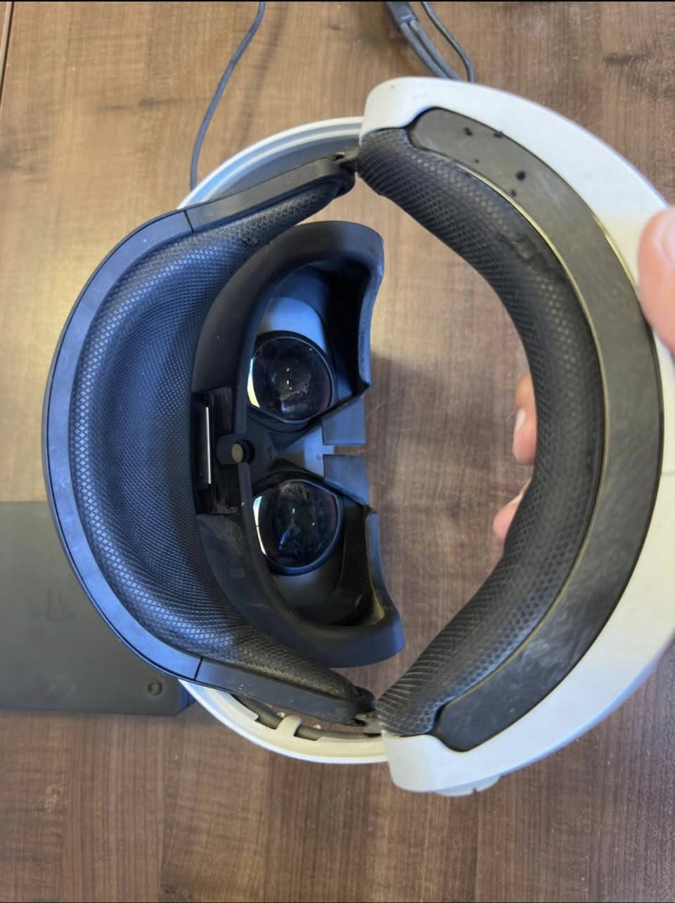 السلام عليكم

بلي ستيشن فور برو-1تيرا-اوربي للبيع
مع ملحقاته
دركسون شركة بلي ستيشن 
نظارات واقع افتراضي (vr)+ملحقات النظارة
والاقراص كلها البالصورة عدا قرصين نقص
و جويستيك واحدة فقط
السعر 375 الف
للتواصل ***********
