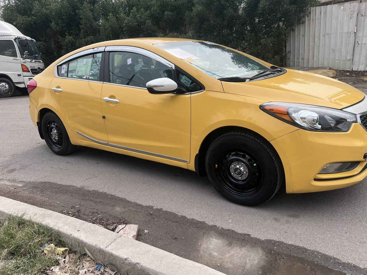 سلام عليكم فورتي2015
سيارة كفالة كلين للتبديل ولا ضربة مصفرة هيئة وغرامات سيارة بسامينة ثاني يوم تحويل
السعر. 105ورقة
العنوان بغداد البلديات خلف المصرف
هـ ***********
