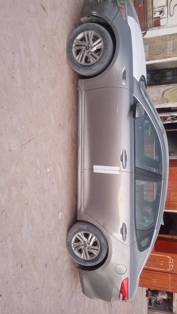 السلام عليكم كيه ابوبتمه مديل ١٧ امريكي صبغ عام سعر ١٠٥ مكانه نجف ***********
ملاحظه . ترهم مراوس بكيه حمل فقط
