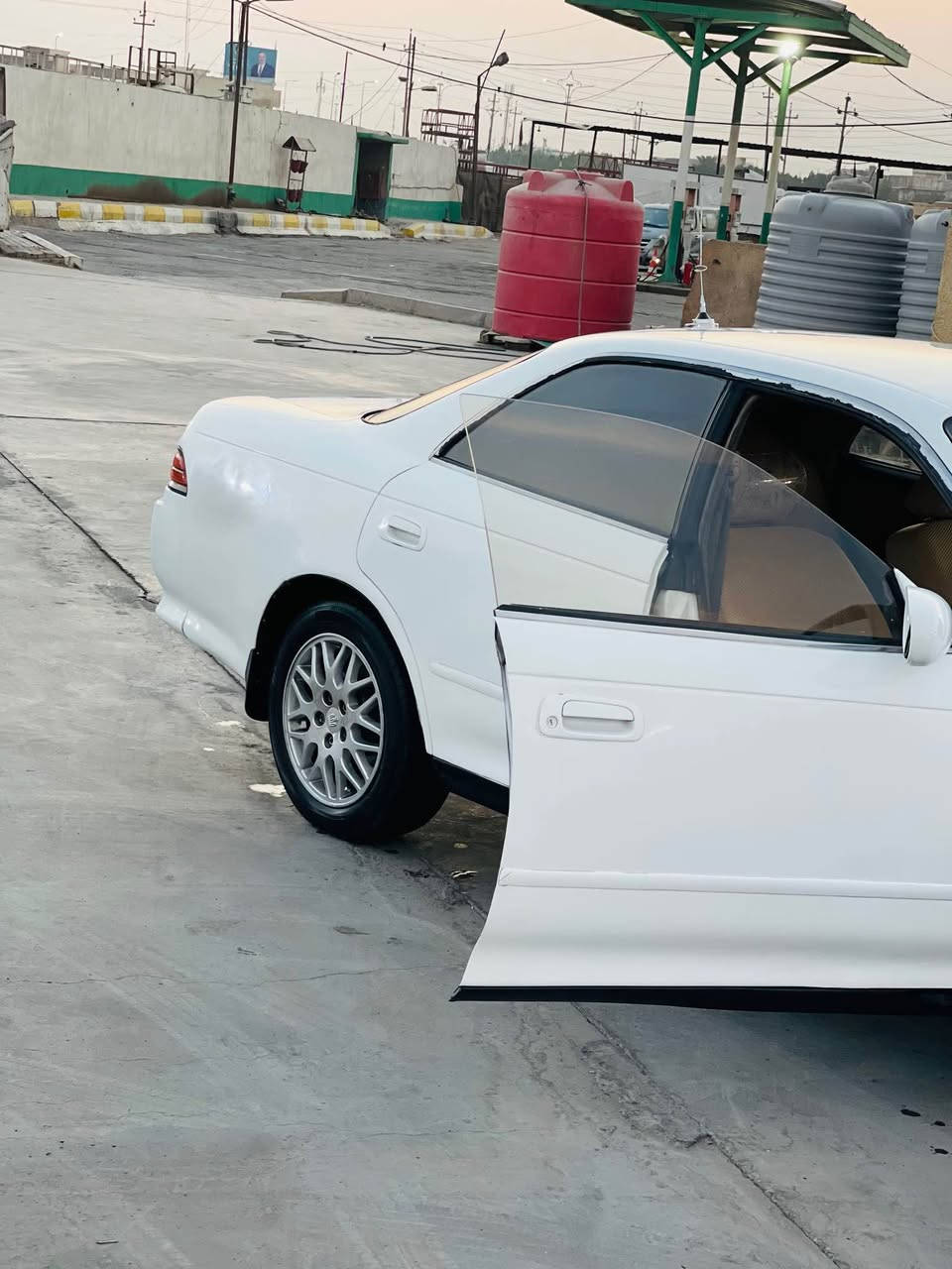 سلام عليكم 
سياره مارك نقل جثه سياره خير من الله مكينه كير حداده تايرات جدد كهربائيات جاهزه سياره كشنات تغليف وأرضيه تغليف شاشه جبيره سياره خير من الله مكينه ونجي جاهزه مكاني البصره سعر ٥٠ إذا عندك مراوس عادي 
رقم *********** Singapore
