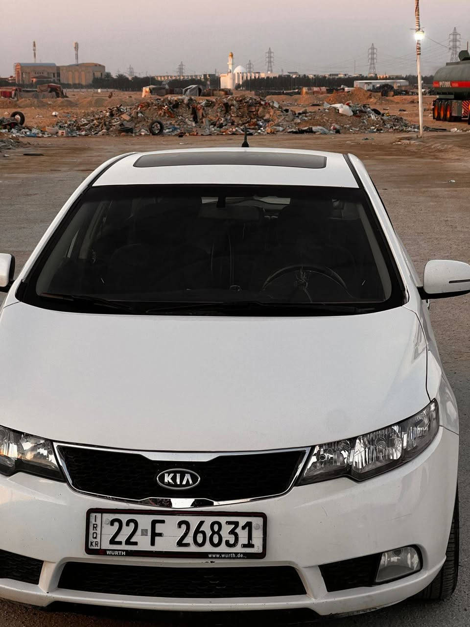 سيراتو للبيع سياره جديده بمعنى الكلمه موديل 2012 محرك 2000 فول مواصفات بها ثلاث مكانات صبغ رقم اربيل الدولي مداور ثاني يوم باسمك السعر 90 وبيها مجال بسيط للشراي مكان السياره نجف صور السونار بالمنشور لا حد يسالني ايش بيها *********** النجف, العراق
