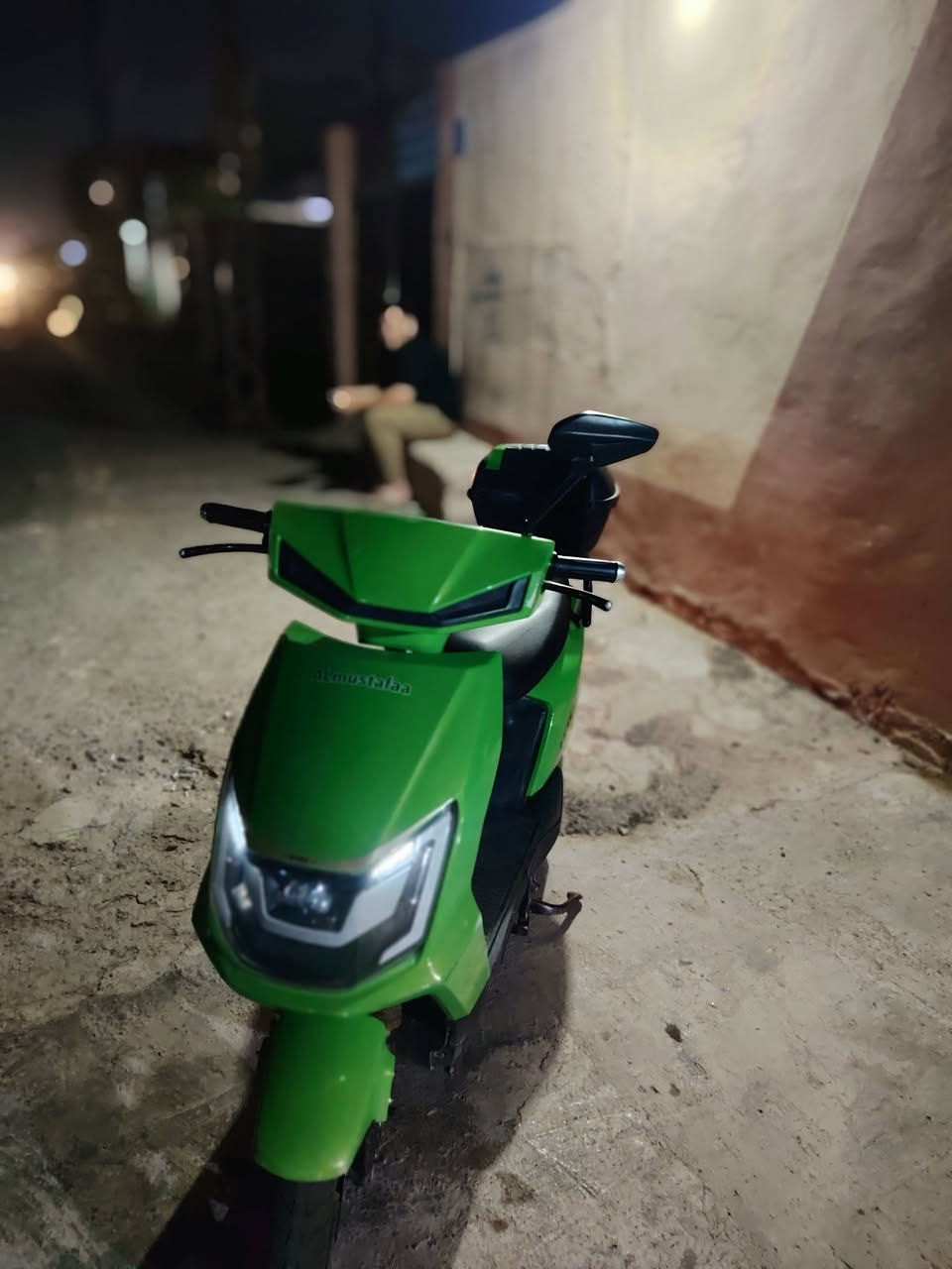 شحن للبيع
ماطور شحن سكنس تفاحي🍏

خمس بطاريات (نص عمر)

ملف وعقل شرط

السعر 350 وبي مجال

للاستفسار *********** مكاني حي الزهور
