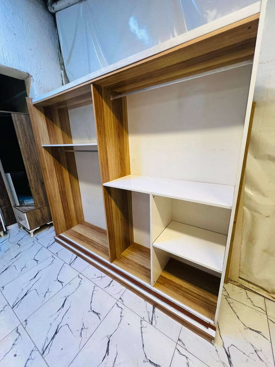 غرفة نوم تركي مستخدم👩‍❤️‍👨
نضافة 80بل💯 

عدد القطع / 5

نضام / سلايت 🚪

لون مميز 

سعر/ 400 قفل 💸

شد ونقل داخل بغداد مجاني 🆓 

يوجود توصيل محافضات✈️

تصعيد حسب الاتفاق 👩‍🚀

اضافة طابورية هدية 🎁


**إذا كنت صاحب هذا الإعلان وتريد حذفه لأي سبب، رجاءا أرسل رسالة إلى الدعم الفني**