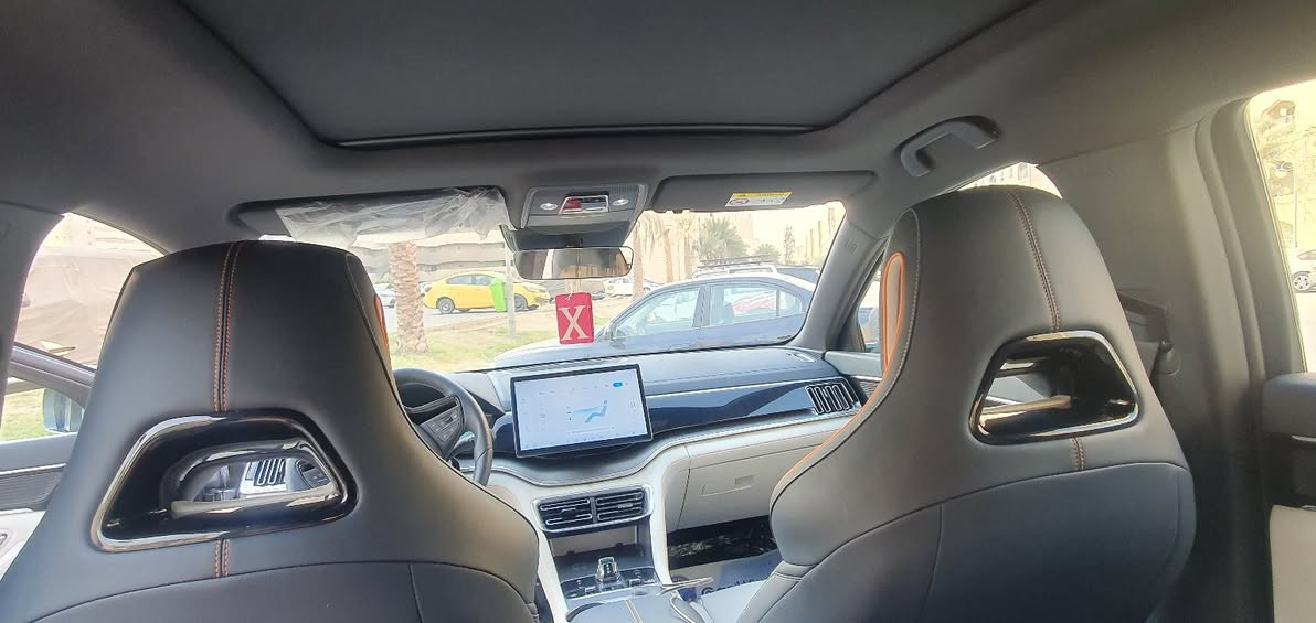 سونج بلاص خليجي وكالة شركة NAT الجزيرة 
مرقم اربيل وجاهز
وارد خليجي شركة بي واي دي اربيل 
اللون رصاصي 
مرقمة وجاهزة اربيل 
محرك 1500 تيربو جارجر  dmi 
دفع امامي FWD
ضمان السيارة ٦ سنوات او 150 الف km 
ضمان البطارية 8 سنوات او 200 الف km 
سبير موجود 
بانوراما 
كامرة 360 درجة 
رادارات 
مخرج الشاحن type 2 
تمشي بالشحن 90 km 
كرسي السائق كهرباء 
نظام السيستم عربي 
بصمتين وكارت 
دخول ذكي 
كل المواصفات بيها
السعر 32 مليون 
شرط تحويل مباشر 
للمعلومات
 00905616145162  واتساب فقط 
اتصال
***********
ملاحظة 
اخوان سعر السيارة مال الوكالة يختلف عن سعر سيارات المعارض 
ورقم اربيل بفلوس وليس مجاني بغداد, العراق
