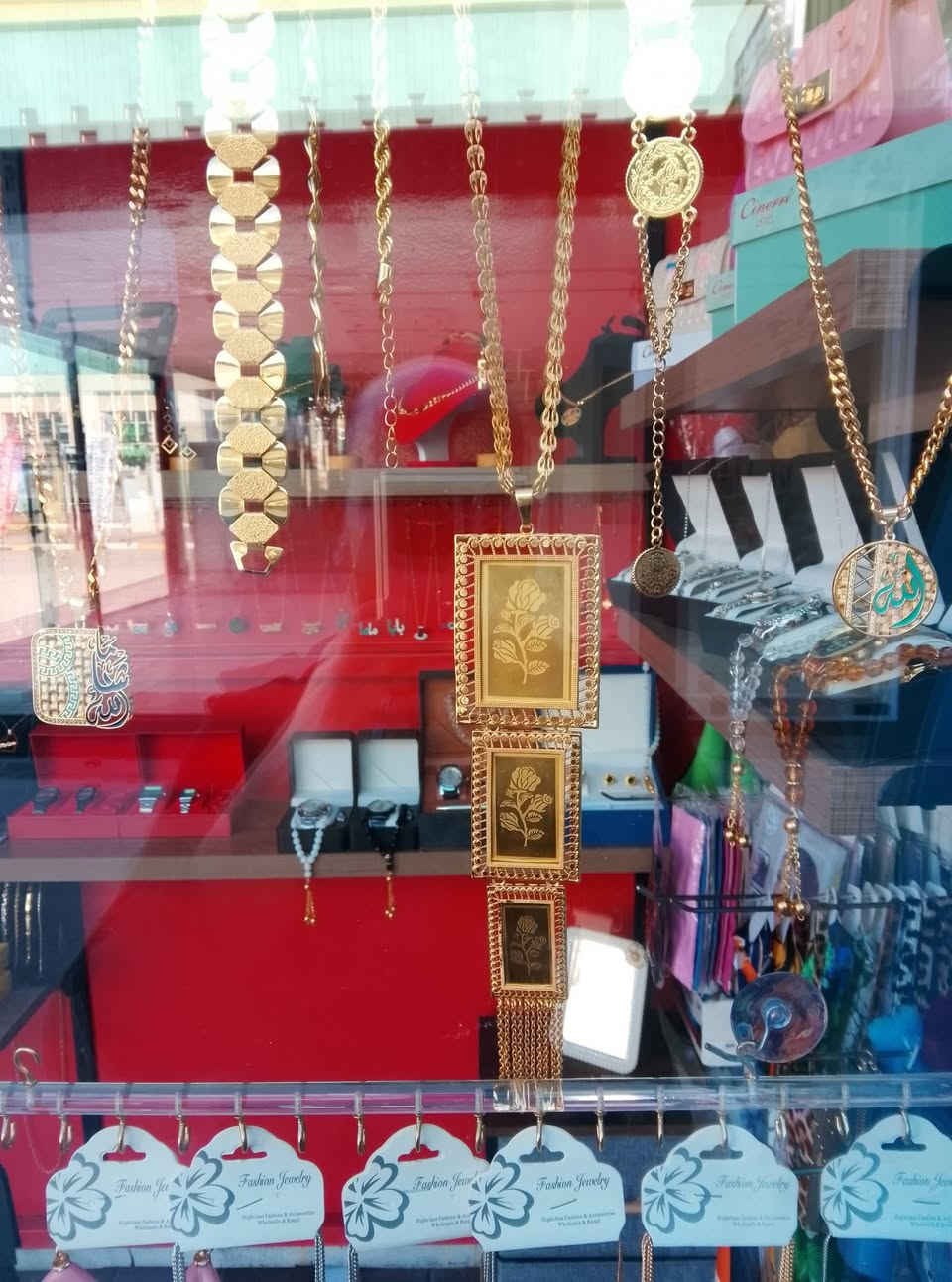 التوصيل داخل بسمايا مجانا


**إذا كنت صاحب هذا الإعلان وتريد حذفه لأي سبب، رجاءا أرسل رسالة إلى الدعم الفني**