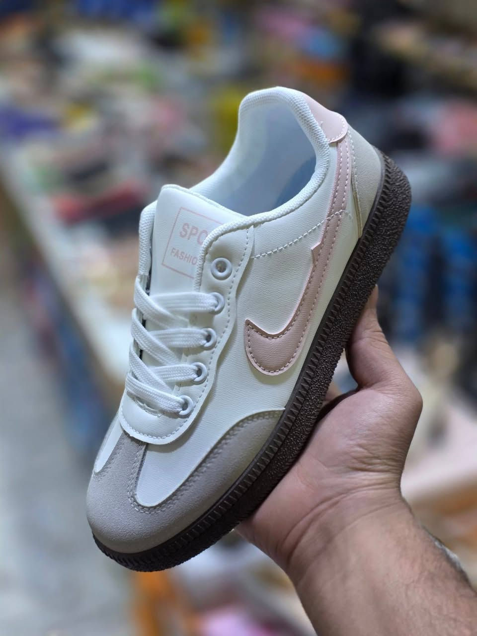 سامبا الاصلي فقط ب10 الف
قياسات من 37 الى 41


**إذا كنت صاحب هذا الإعلان وتريد حذفه لأي سبب، رجاءا أرسل رسالة إلى الدعم الفني**