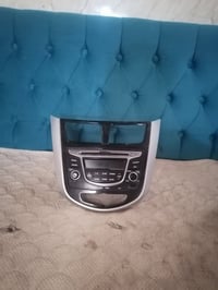 سيدي AUX راديو 2016 /2017 /شغال على الفحص السعر ٣٠ ألف 07813087994