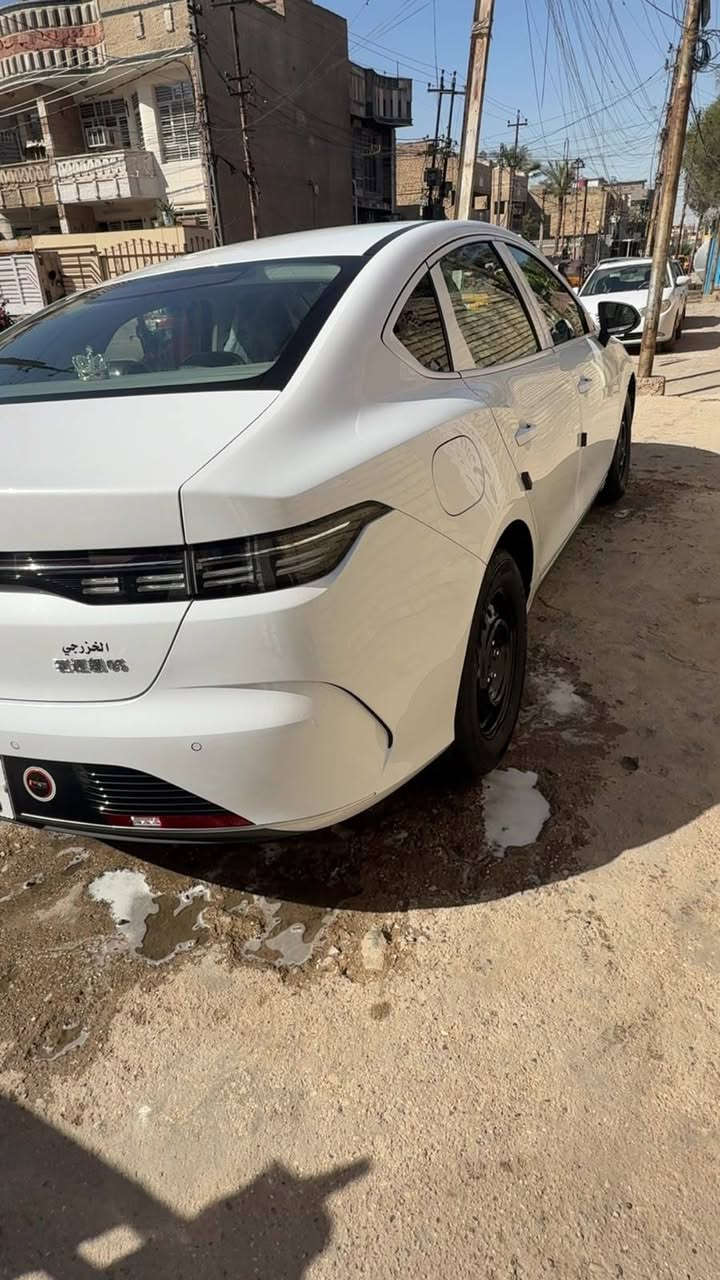 سلام عليكم بي وايدي دستروي موديل 2025 بسمي تحويل ثاني يوم سياره مصروف عليهه اهوي داخل كله مغلف اناره داخليه عازل حراري امريكي الجام كله مكاني بغداد السعر 1900 سياره  متعوب عليهه ***********
