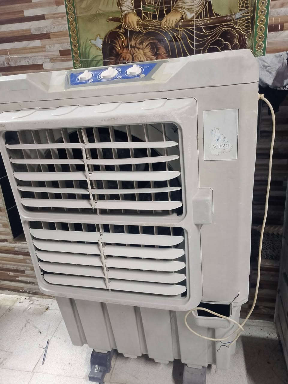 مبردة حجم كبير شغالة جديدة على فحص 95الف ***********
