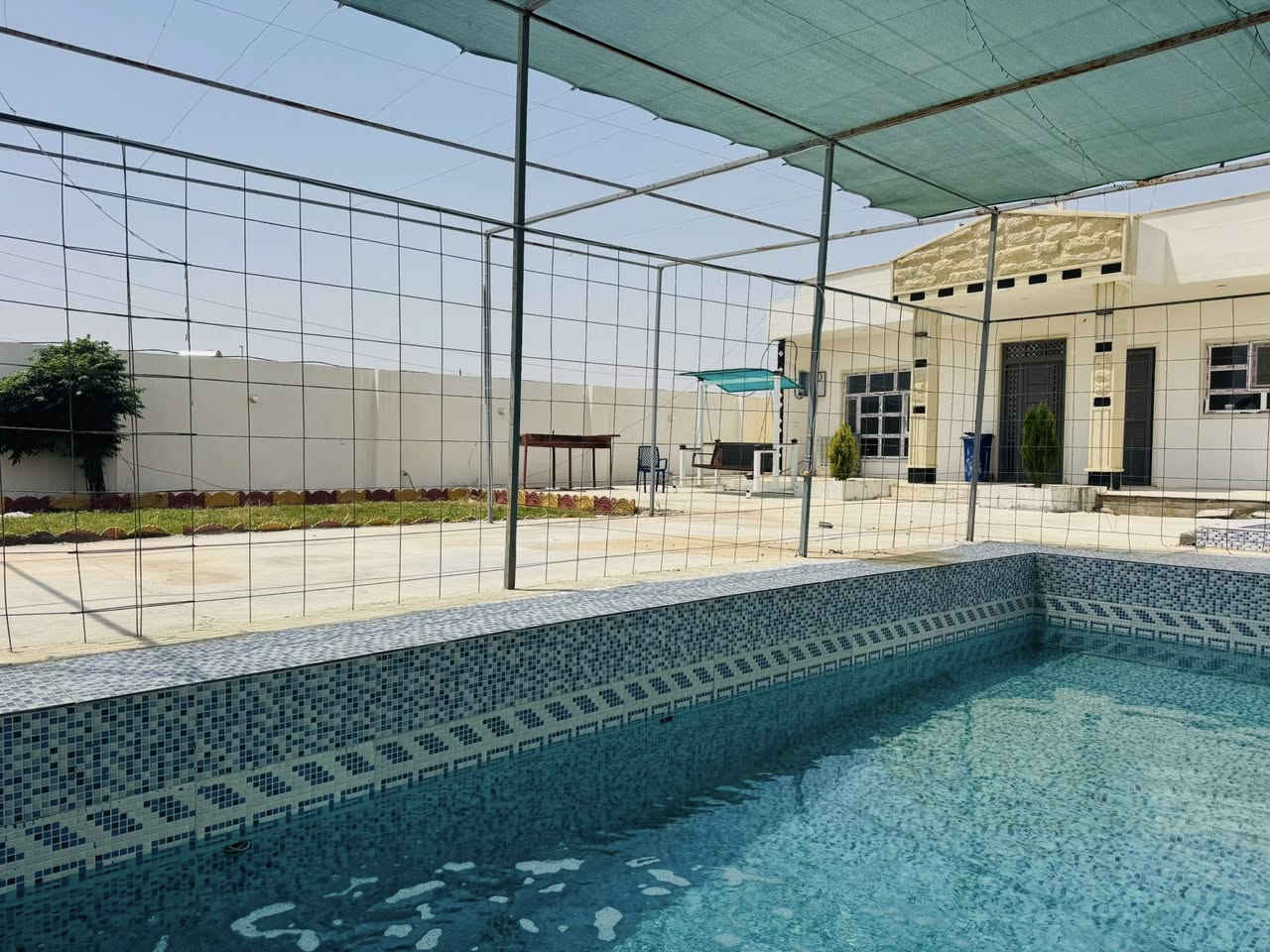شاليه للإيجار اليومي وبسعر مناسب المكان قضاء الشرقاط ***********
