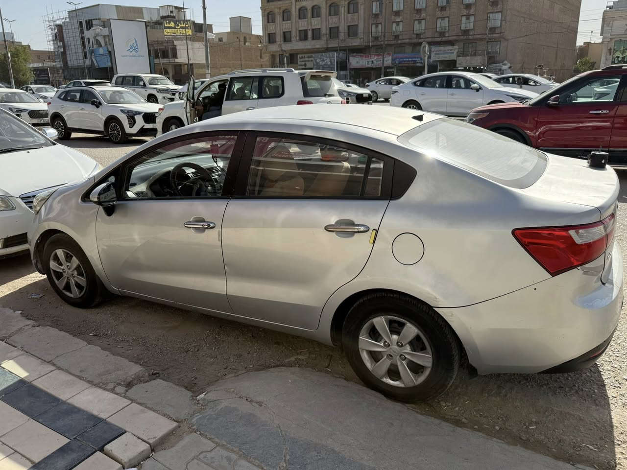 كيا ريو رقم نجف موديل 2015 خليجي سنويه بأسمي الرقم والهزة جديد حادثها بسيط السعر 88 وبيها مجال موبايل ***********
