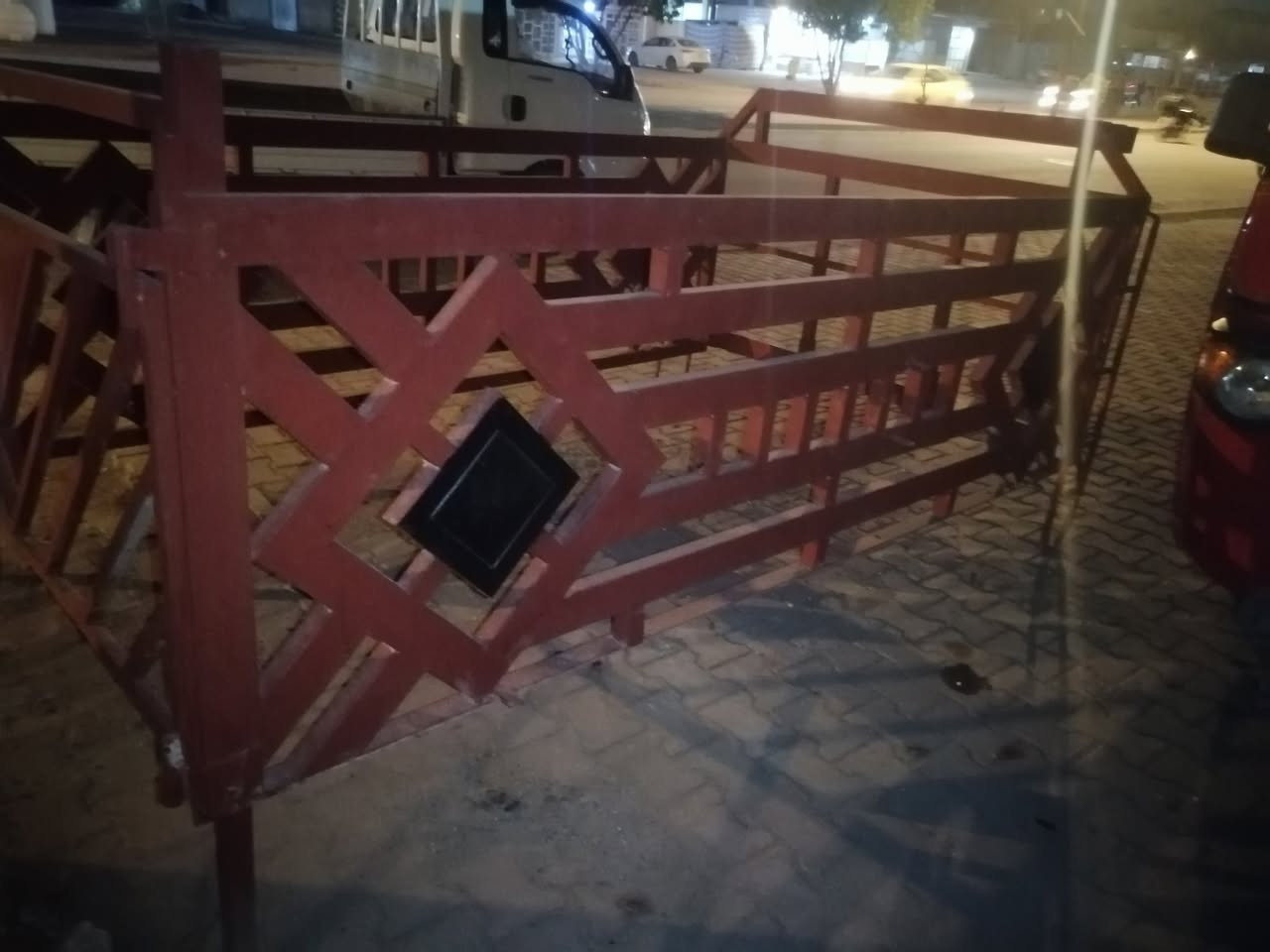 محجر للبيع محجر نظيف يرهم على عموشه ويرهم على البنجو والفنتيره مال سبعه شنقال العنوان بغداد السعر 225 بمجال *********** ***********
