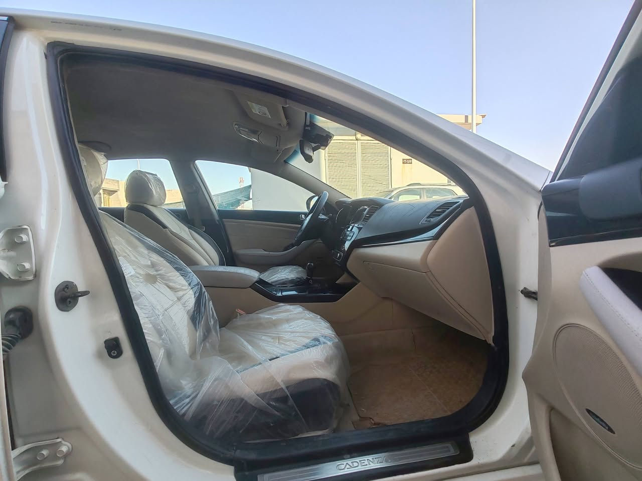 كيا كادينزا خليجي مكفول للبيع فولل موصفات ماعده فتحه سعر 110 عنوان البصره مارد تعليق فقط تصال رقمي ***********
