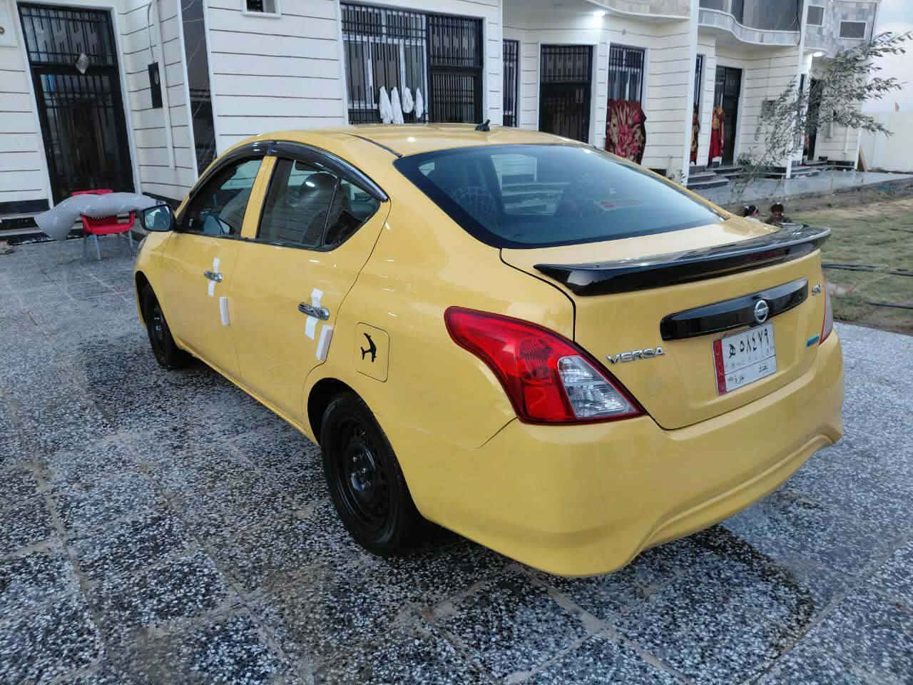 السلام عليكم نيسان للبيع موديل 2015رقم بغداد مشروع وطني بي مرور تداور سنويه ل 2029 وارد امريكي حادثها چاملغ وشويه بلبنيد بدون دواخل الباقي كفاله مكينه وكير وتبريد وحداديه وتخم تاير وكهربايات وشواصي ولغود وحوض مكفولات السياره جاهزه من كلشي السعر 75 وبيهه مجال حك الجيه الهاتف *********** مكاني كربلاء ما متواجد ع النت السياره احلى من الصور
