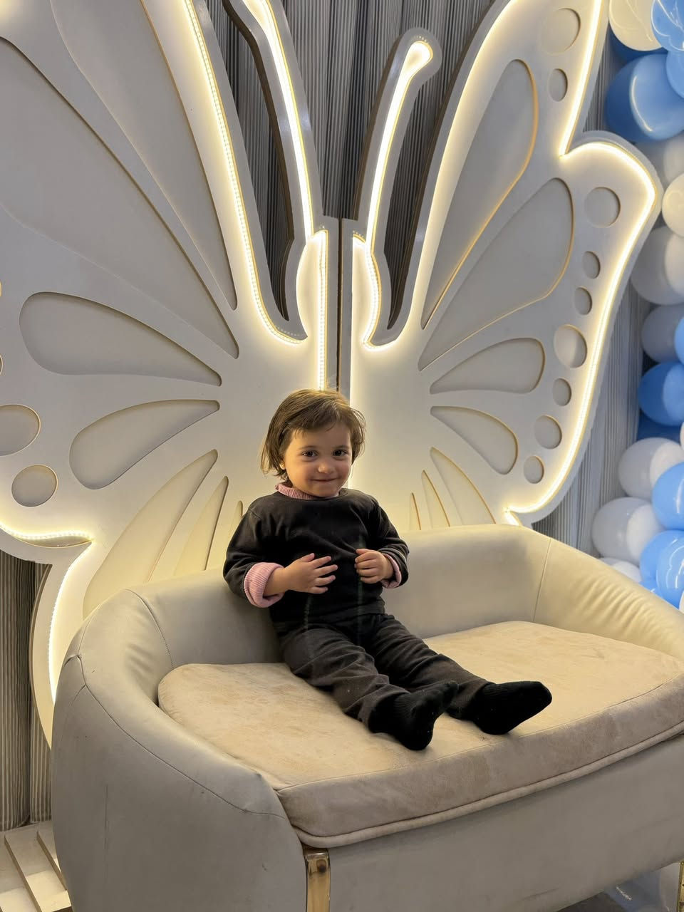 سجاد الزاملي حبيبي ابو داي داي 
الف الف مبروك يارب ميلاد سعيد عليكم 
وختان مبارك انشاءلله يتربون بعزكم و دلالكم يارب

محمد احمد لتأجير كوشات الأعراس و المناسبات كافة

***********
*********** للاستفسار و الحجز
