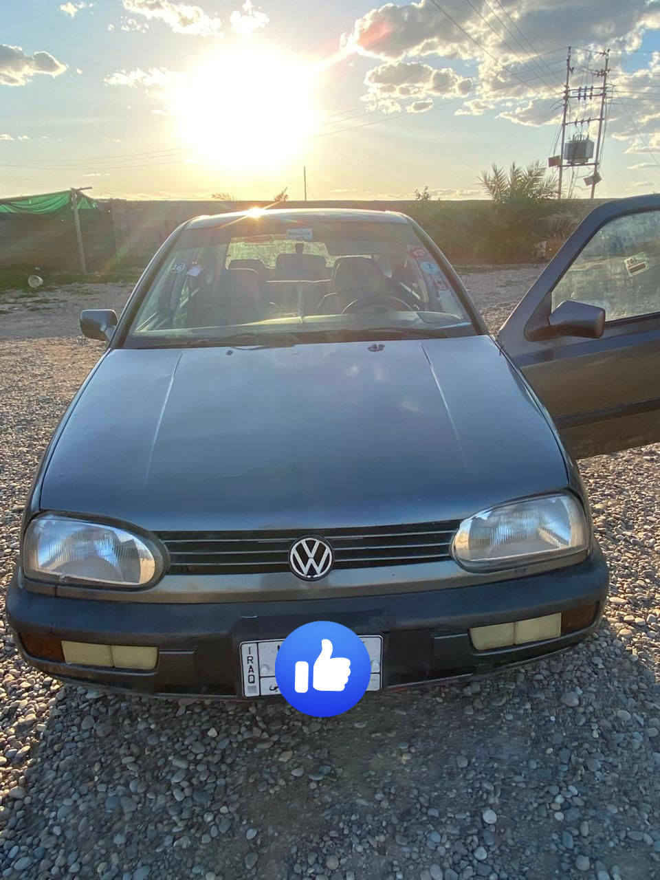 السلام عليكم سياره للبيع كولف نفخ موديل1992 كير محرك بشرط السعر ٣٥ وبي مجال للاستفسار ***********
