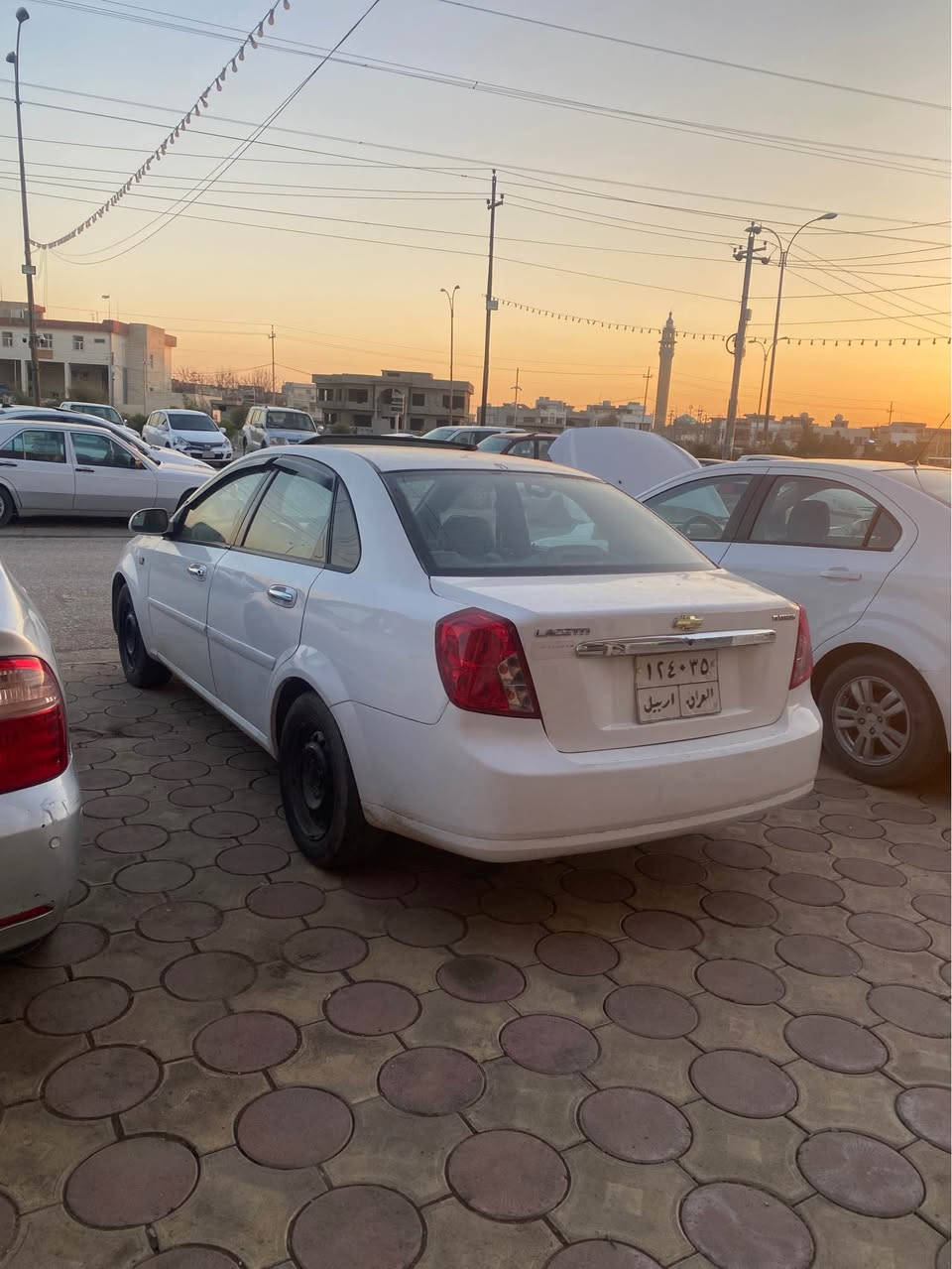 ئؤپترا دايؤ موديل ٢٠٠٧،گير توماتيك
٤پارجه سبوغ،جمپيكى خفيفى پيشى هةيه
گير و مكينه به شةرت،له هةوليرم،نرخ:٥٨$
٣٠٠$غرامةى له سةره دواى معامله دةيدةمةوه
ژ.م:*********** أربيل, العراق
