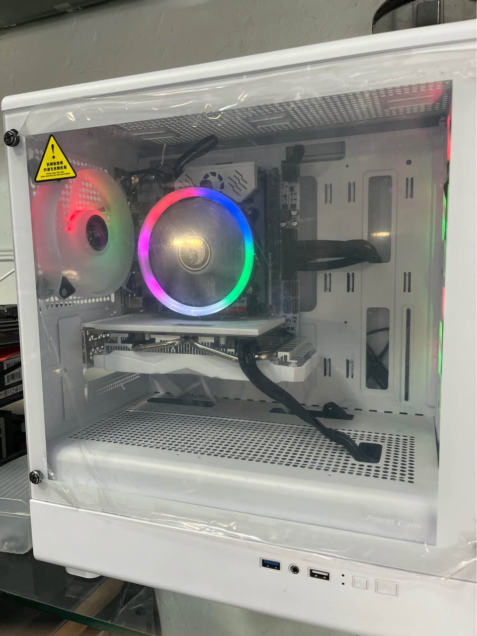 جديد 🆕 

Pc ابيض كامل

E5 2670v3

Rx 580 white

M.b x99 white 

Ram 16 gb

Ssd256 gb

Pus 600w

White Case 3 fans aRGB +hub

380,000 دينار
380 الف 

مكان موصل موصل, نينوى


**إذا كنت صاحب هذا الإعلان وتريد حذفه لأي سبب، رجاءا أرسل رسالة إلى الدعم الفني**