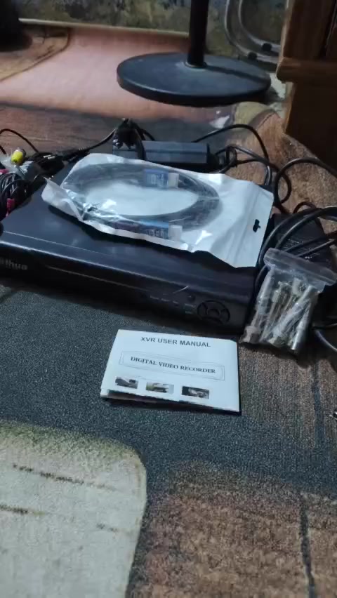 السلام عليكم
كامرات عدد 2 مع المنظومه
للبيع  قيم واخذ


**إذا كنت صاحب هذا الإعلان وتريد حذفه لأي سبب، رجاءا أرسل رسالة إلى الدعم الفني**