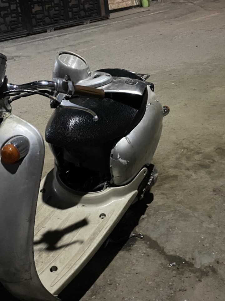 دراجة عبد الحليم للبيع شغاله هندر نقص بس باتري
مكان شهداء البياع موجود خاص و رقم***********
