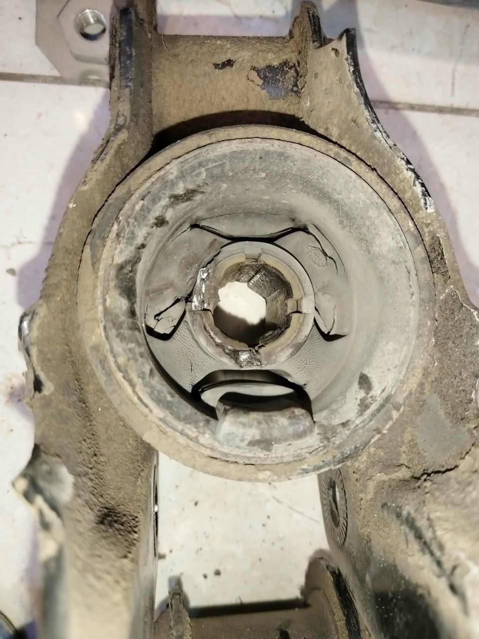 Shireen German Auto Service-مركز شيرين لصيانة السيارات الالمانية
🌹

زبائننا الكرام 

🌹

السيارة الاولى 🚘: 

اشتكى الزبون من وجود صوت  في الصدر الامامي للسيارة ( طركعة ) ، تم تبديل  ( بوش فرممة  - شمعات - بوش كبيرة  طبلة - ربل اسود صغيرة طبلة - لاستيك رباط )  ، جميع المواد المانية مع ضمان ٦ اشهر  ، علما بان السيارة هي فولكس واگن اطلس  موديل 2021  محرك 3.6  .

🌹

‏‎السيارة الثانية 🚖: 

تبديل هيدروليك كير الماني بديل للاصلي ( نفس كود الشركة ) مع فلتر كير مع تنظيف كامل للكنترول ( ضمن العرض المستمر بدون اجور عمل ) ، تم وضع  القياس المضبوط للهيدروليك ( لا زائد ولا ناقص لاتحير صديقي ) علما بأن السيارة هي فوكس واگن اطلس موديل 2022 محرك 2.0 تيربو . 

🌹

اسماء الرابحين بالقرعة الشهرية للفلاتر المجانية : 

١-محمد سلمان 

٢-يحى ملك 
 
٣-احمد علي سبع  

🏆اما الرابح بقرعة الأجور المجانية: 

٤- نجاة عبدالقادر طه 

🌹
🌹

‏‎زبائننا الكرام 

‏‎عروض وكالتنا 

‏‎١- تبديل هيدروليك كير بدون اجور عمل 🚘

‏‎٢- فحص كومبيوتر مجانا في وقت تحتاجه سيارتك الى فحص في حالة تبديلك لدهن المحرك في وكالتنا . 

‏‎٣- فحص للصدر الامامي مجانا في وقت تحتاجه سيارتك الى فحص في حالة تبديلك للدهن المحرك في وكالتنا . 

‏‎كذلك سوف تدخل تلقائيًا في السحبة الشهرية للفلاتر المجانية والسحبة الدهن المجاني كل ثلاثة اشهر. 

‏‎٤-زبائننا الكرام 

‏‎العرض الجديد من وكالتنا 

‏‎في حالة زيارتك لورشتنا سوف تدخل تلقائيا بالقرعة الشهرية الجديدة . 

‏‎وسوف تحصل بها على اجور عمل مجانية لاي صيانة تقوم بها في المستقبل حتى وان كان تعمير محرك 

‏‎🏆  العرض الجديد : 

‏‎٥-تبديل هيدروليك كير مجاني ( قرعة كل ثلاثة اشهر )

🌹
🌹

موقع شركتنا الجديد

‏https://maps.google.com/?q=36.168079,44.011108

‏‎‏‎شركة شيرين ( وكالة سكودا & فولكس واگن ) 

‏‎اربيل -شارع ملعب فرنسو حريري اذا من جهة شارع  60  - قرب نقليات بغداد ( كراج بغداد) - بالقرب من مرطبات 9* 9 

***********-***********

‏‎الوكالة الالمانية الوحيدة في العراق 🇩🇪

#erbil #kurdistan #iraq #volkswagen
