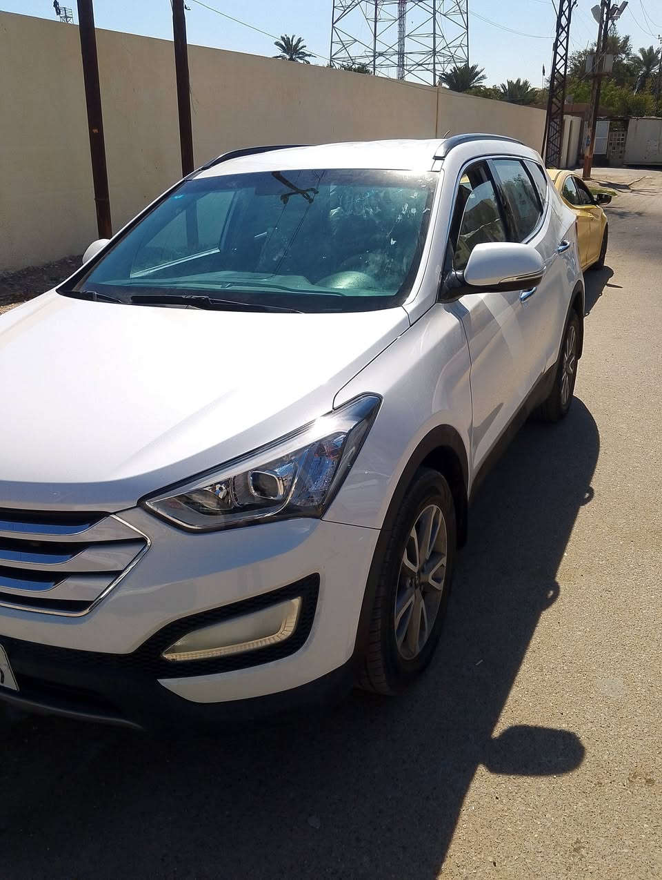 السلام عليكم موديل 2015 خليجيه مكفوله كفاله عامه رقم بغداد مكان السياره البياع رقم  *********** محرك 2400  سبعه راكب
