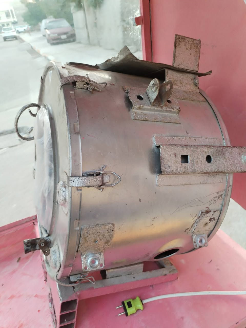 مكينة حب للبيع نضيفه مابيه أخياس ب١٥٠وبيه مجال مكاني بعقوبه تحرير ***********
