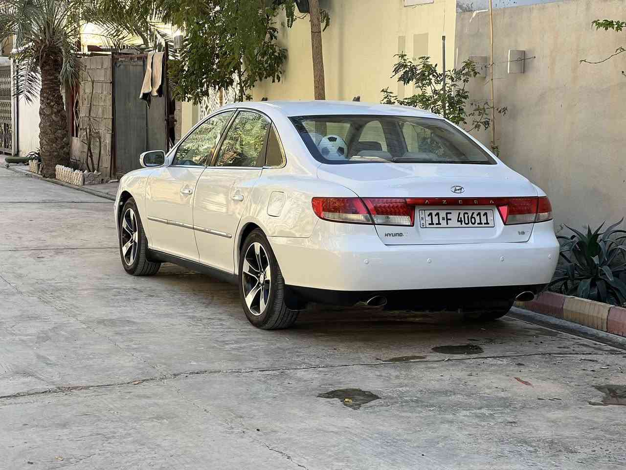 السلام عليكم  ازيره مكينه 3300
موديل 2008
تبريد قطعتين
شاشه
حساسات خلفيه 
صبغ جلملوغ خلفي يم البانزين وجاملوغات اماميه والبنيد بدون دواخل يعني 4 قطع 
ويل وتاير جديد حجم 17
صدر امامي خلي كله جديد أني شديته
رقم بغداد
السعر 93 وبيهه مجال بيع أو مراوس
***********
