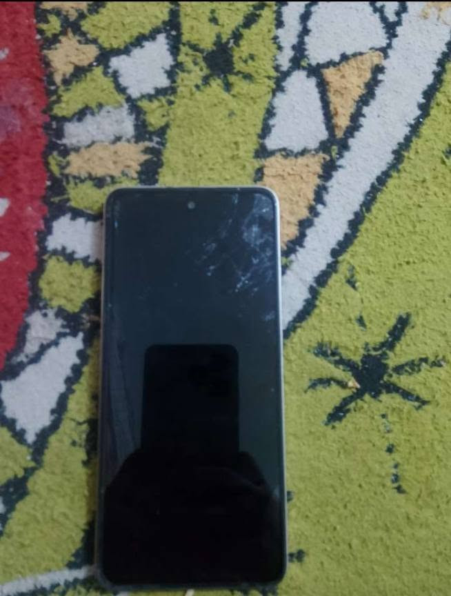 السلام عليكم اخوان موبايل انفينكس نوت 8 ب 90,000 قبل بكسر صغير الظهر نظيف


**إذا كنت صاحب هذا الإعلان وتريد حذفه لأي سبب، رجاءا أرسل رسالة إلى الدعم الفني**