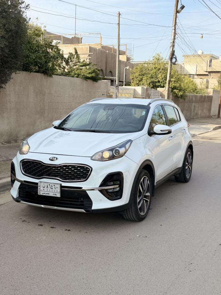 السلام عليكم 
كيا سبورتج 2020خليجي وكالة الدولية 
رقم بغداد تحويل مباشر 
مواصفات 
بصمه +كشنات كهرباء +جلد +حساسات خلفية +مري شفط 
ماشية 77الف  حقيقي 
(السونار كما موضح بل صور بدون دواخل بدون فتح ٣قطع فقط)
(مكينه كير حدادية كفالة 
السعر 168وبيهة مجال للشراي 
اي استفسار ***********
مكاني بغداد حي القاهرة
