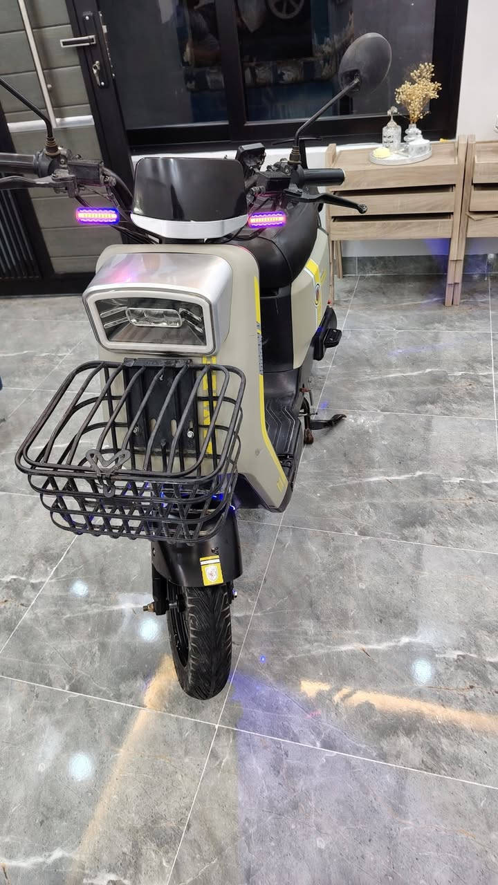 سلام عليكم
باسكيل شحن R7
نضيف اي عيب ما بي
السعر 390 وبي مجال
***********

