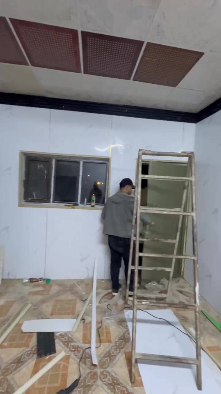 السلام عليكم يوجد كادر للعمل الديكور التريده 
سقف ثانوي عادي :1500متر 
سقف ثانوي ديكور :3000متر 
بديل خشب :2000متر 
بدير شيبورد:2000متر 
بديل رخام :2000متر 
ديكور بلازمه :حسب الطلب 
ديكور مكتب :حسب الطلب 
ديكور محلات عرض :حسب الطلب 
صبغ :1500متر 
ورق جدار :2000متر 
تغليف جدار :2000متر 
والديكور التريده نشتغله 
للأستفسار ع هذا الرقم *********** واتساب مازنجر حاضرين
