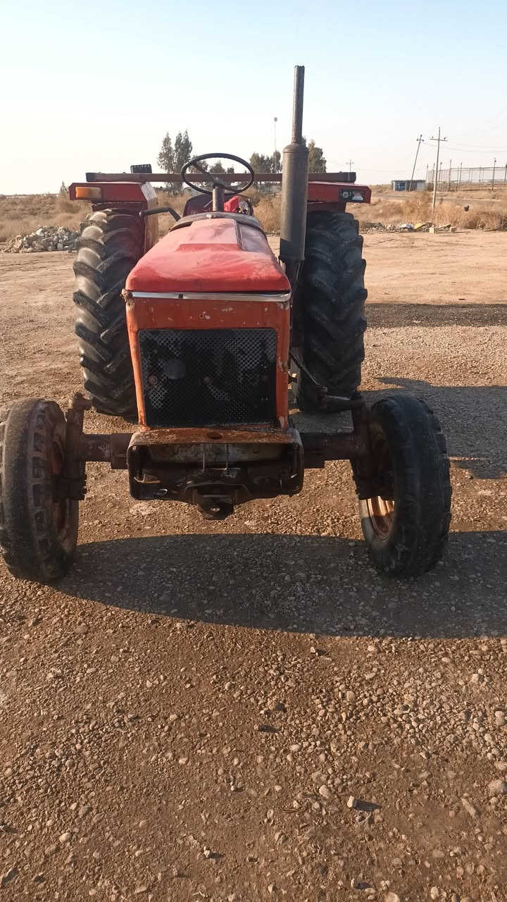 مكينة عنتر للبيع موديل٨٤ مكينةشغالة كاملة نكرسل سعر ٢مليون و٧٥٠الف وبيها مجال ديالى بلدروز 
***********
