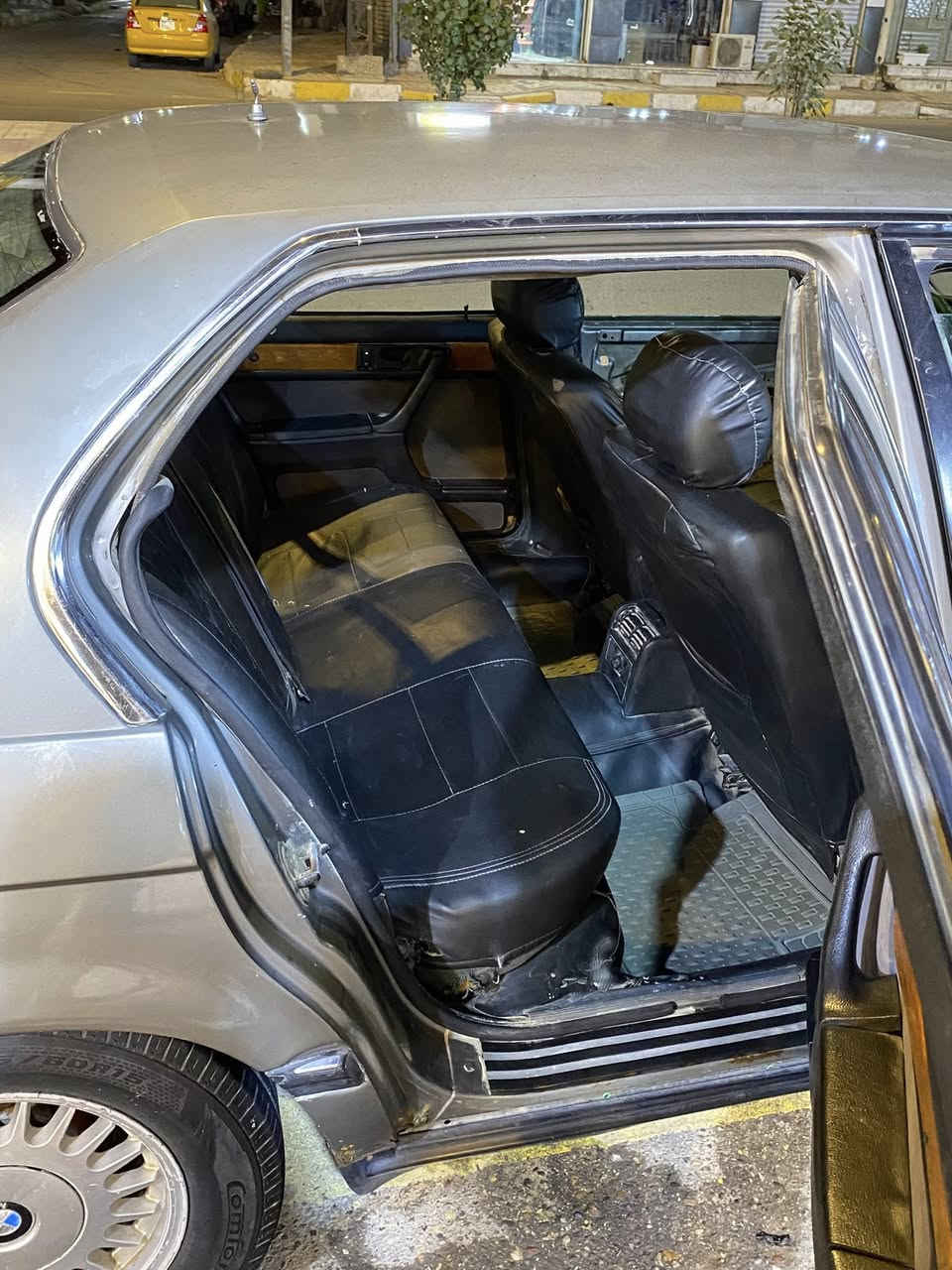 السلام عليكم بيئم 730للبيع سنويتهةلل28كير ومكينة مكفولات عوزهة حدادية خلفية سيارة بلادية مصبوغة حزام المكان الناصرية المركز السعر خاص ***********
