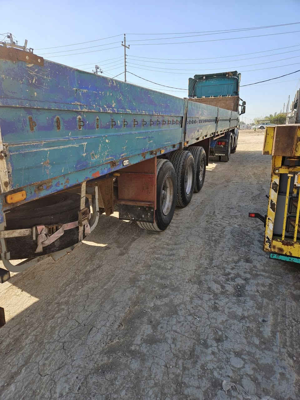 السلام عليكم سكانيه للبيع موديل ٢٠٠٢ كير مكينه شاصي مكفول رقمه سليمانيه بأسمي سنويه تنتهي لل٢٠٢٧ السعر شدتين وربع وبيه مجال العنوان حله شارع ٨٠ /***********
