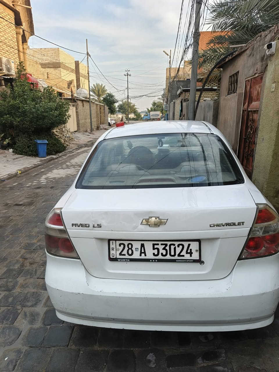 السلام عليكم 
افيو موديل 2010 
أوتوماتيك ومحرك مفتوح 1400
رقم نجف انكليزي بأسمي سنوية لحد 2030 
السيارة بيها 3 قطع فقط 
كير ومحرك كفالة 
تبريد منظومة كاملة جديده هذا الصيف مسويها 
حدادية جاهزة 
السعر 69 وبيها مجال حگ الجية فقط لاغير ‼️
مكاني نجف /كوفة 
***********
