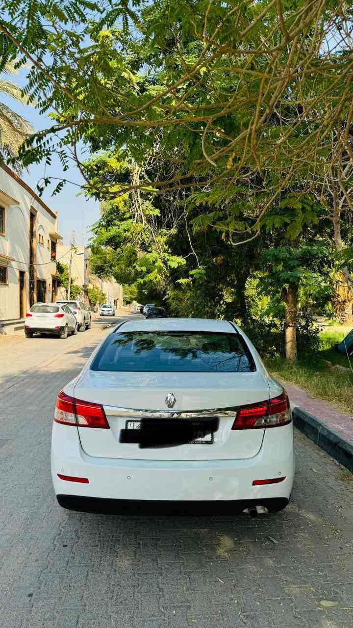 رينو سافران 2016
وارد خليجي  بيه قطعتين بارد فقط السيارة نظيفة و جديده كلش 

مكينه 2000 

بصمه 

ب اسمي رقم كربلاء ومكانه كربلاء 

سعره 98 وبيه شويه مجال 

رقم تلفون ***********
