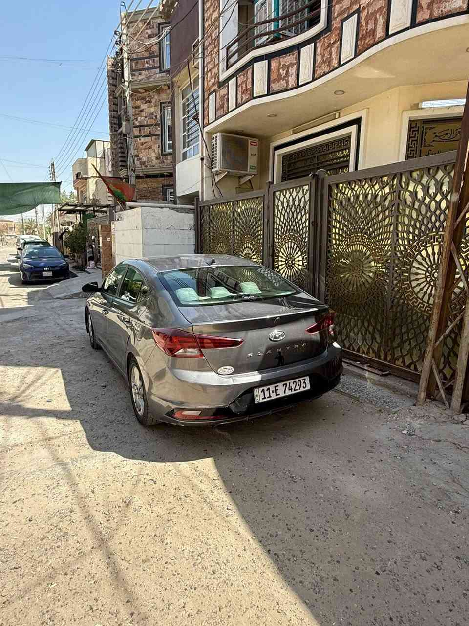 النترا امريكي 20 محرك 2000 دوش كير ايتي المرغوب بدون تبديل ولاقطعة ليبل واحد بدون دواخل شاصي لغود مكفولة كفالة 
بيها كم قطعة صبغ السونار موجود بالمنشور 
السعر 127 
هاتف ***********
 المكان البياع
