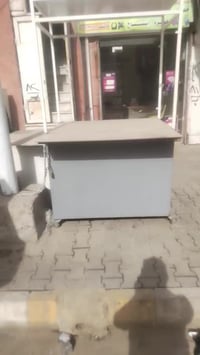 بسطيه • بابين متحركه • جديده مصبوغه