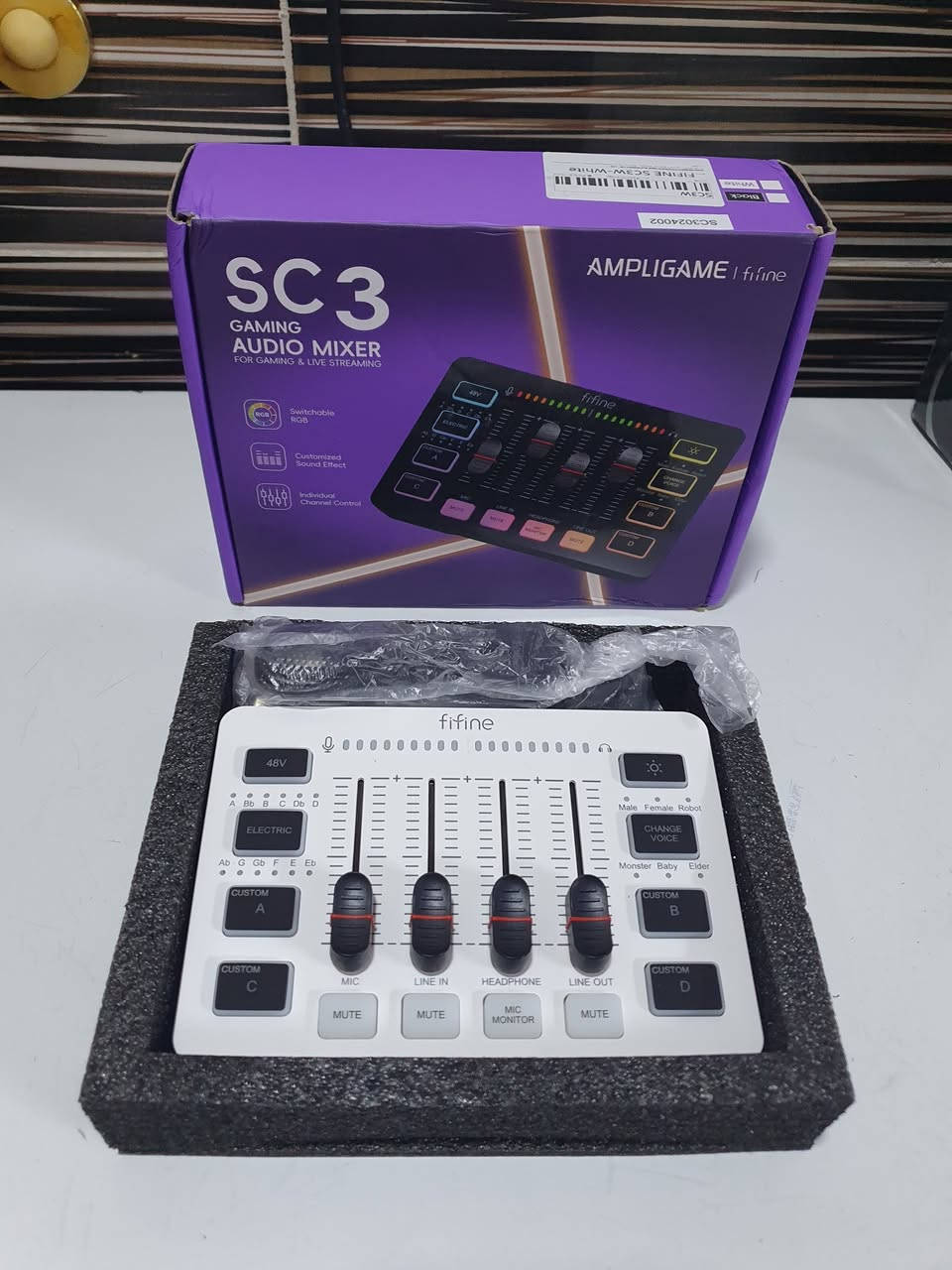 سلام عليكم 
اغراض مامستخدمة تفاصيل داخل الصور


**إذا كنت صاحب هذا الإعلان وتريد حذفه لأي سبب، رجاءا أرسل رسالة إلى الدعم الفني**