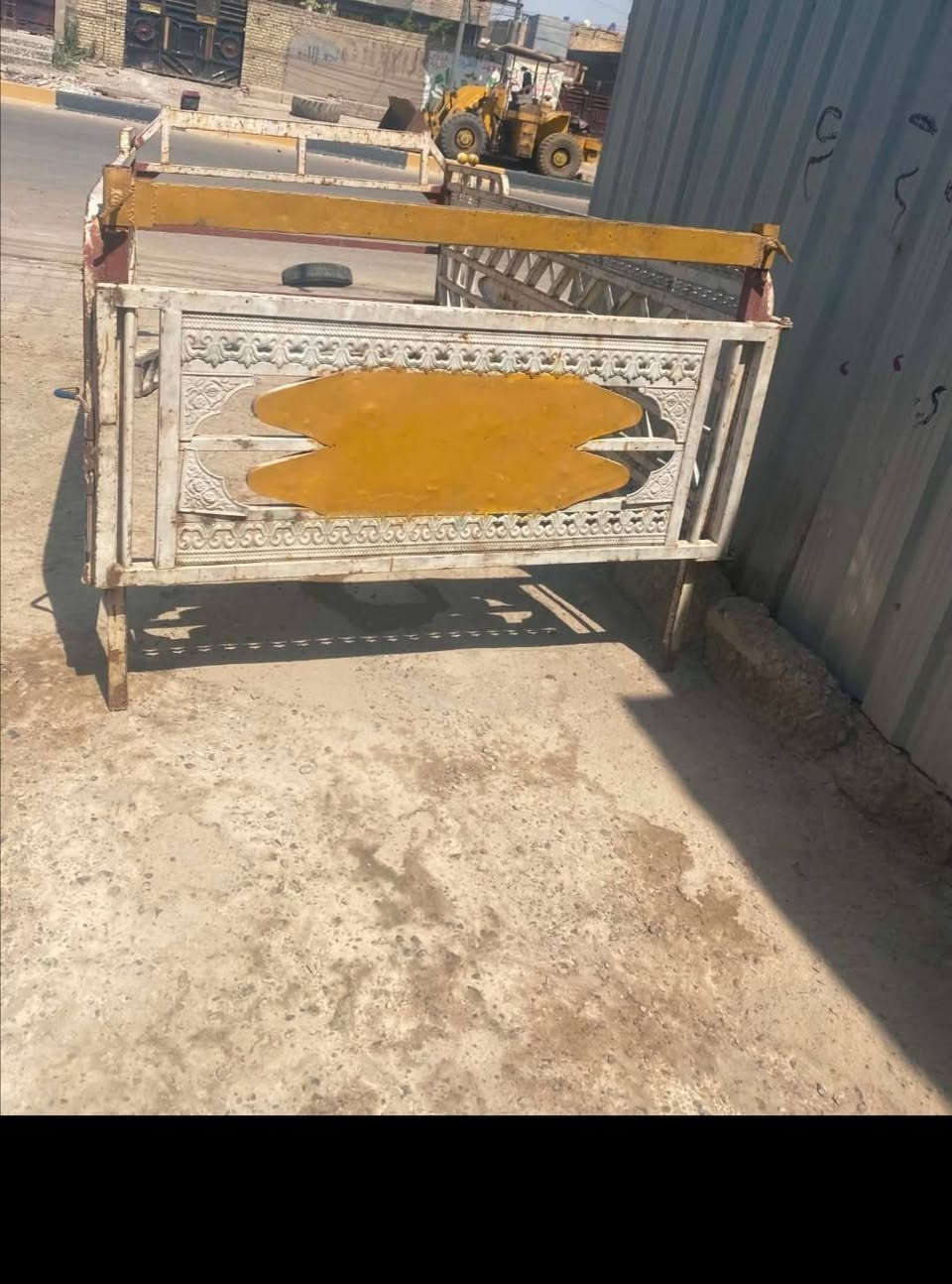 محجر كيا 8جنكال نضيف السعر 300وبيه مجال العنوان بغداد المعامل رقم الهاتف ***********
