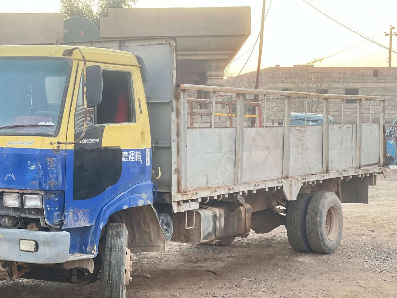 السلام عليكم للبيع هينو رقم الماني كركوك
تريد تحويل أو وكاله ..محرك كير اكسل كلو شرط 
***********
