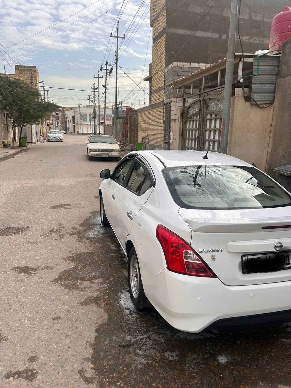 نيسان صني مديل 2022 بيها صبغ بنيد وبارد بداير على وضعه رقم جديد سنويه 2029 سياره خير من الله مكفوله من تبديل ومكفوله كير ومكينه وتبريد سعر 115 وبيها مجال  مكاني بصره الأمن الداخلي رقم تاليفون ***********  رجائن مو شراي لا تخابرني
