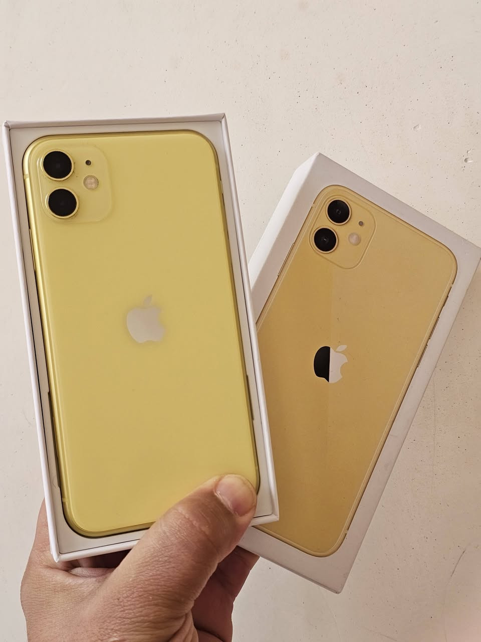 ايفون 11 عادي 
نموذج  M  أمريكي 
اذكره 128 
بطاريته 78 
مكفول وتر برو 
نظافة 💯 ب 💯 
للبيع فقط 
مكاني بابل المركز توصيل ماكو 
سعره 260 
اتصال فقط ما موجود على نت 

***********
