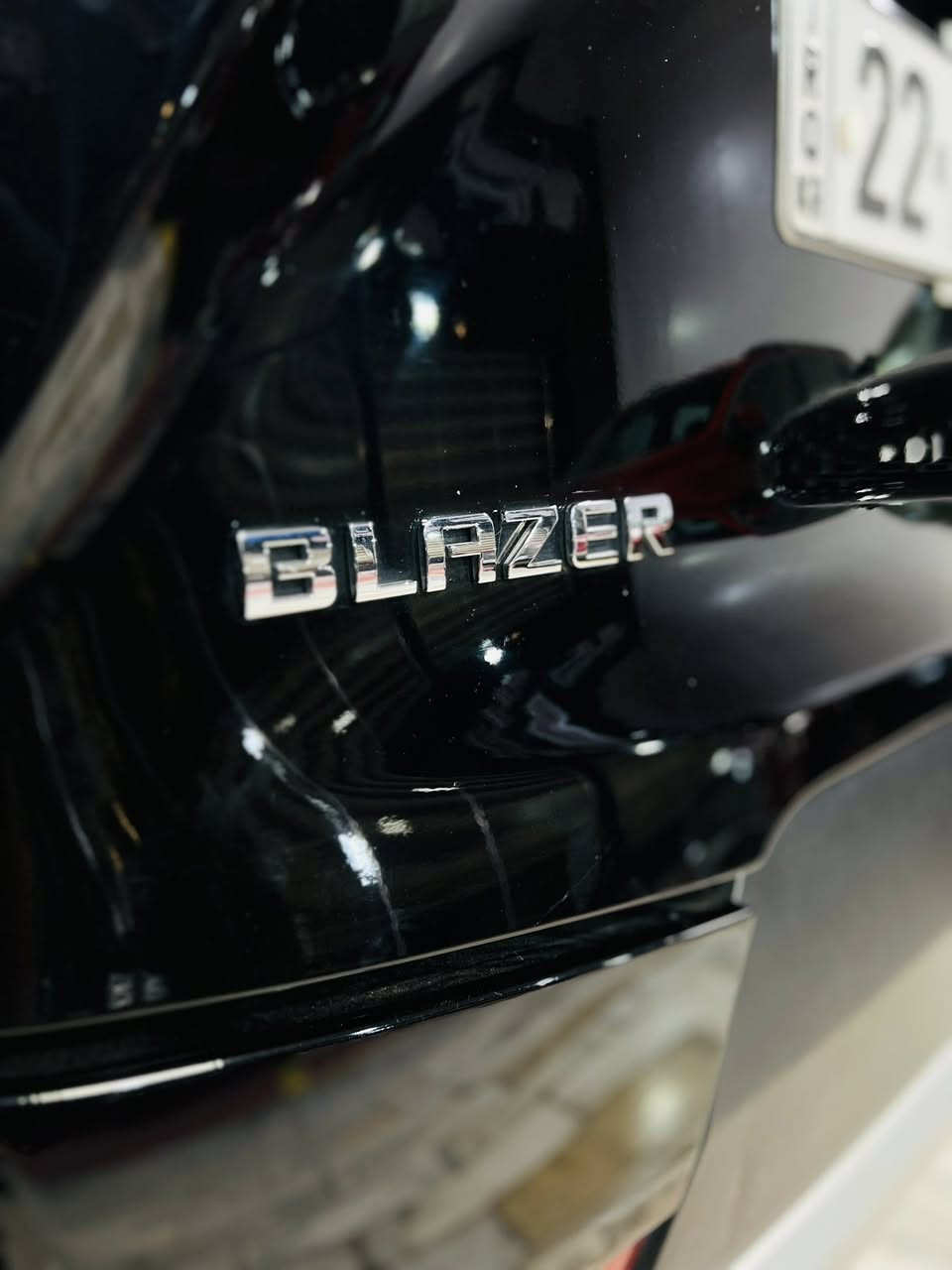 السلام عليكم ورحمة الله وبركاته
نقدم ____ لكم   🔥 عروووووض بداية سنة جديدة 🔥

#شركة نجوم_ابو ظبي _لتجارة_السيارات_الأمريكية

_____________________________

اسم السيارة : شوفرليت بلايزر
الفئة :       LT2
الموديل : 2023
اللوحة : رقم اربيل بأسم شركة وكاله او مداور
السعر المطلوب: 185  ورقه 
ارباك : بلا
نوع الضرر : جنطه فقط 
________________________________
المواصفات............
محرك 4 سلندر 2.0 تيربو
لايت زنون
تحديد مسار
رادار جانبي
رادار خلفي
كشن مخمل+هيترات بالكشن
كشن السائق كهرباء
شاشه كبيره
جنطة كهرباء
بك لايت لد
اربع ابواب بصمه
تشغيل عن بعد
تبرديد خلفي
_______________________________
اهلا ومرحبًا بكم في اي وقت 
‭
العنوان النجف الاشرف حي الجامعة مقابل المدينة المائية
 السيارة معروضة للبيع للأستفسار الاتصال على 
علي المحنه ***********
/*********** محمد النجم
